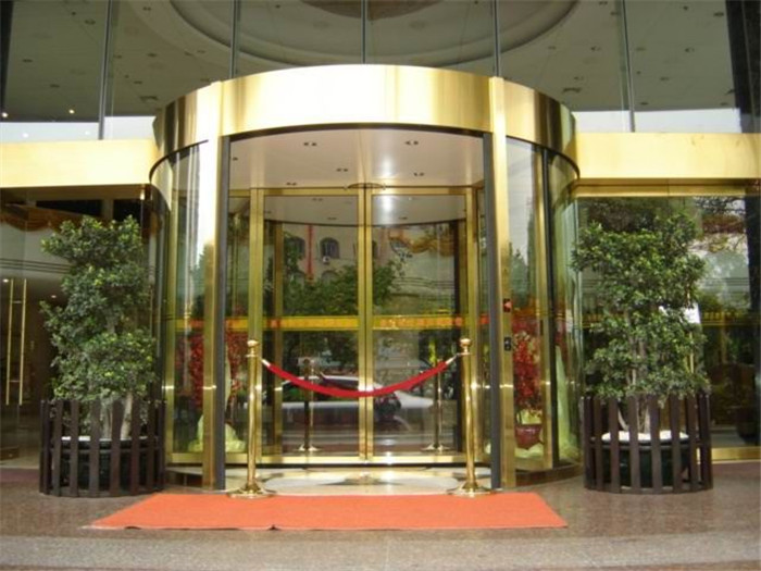  夏威夷国际大酒店平衡门